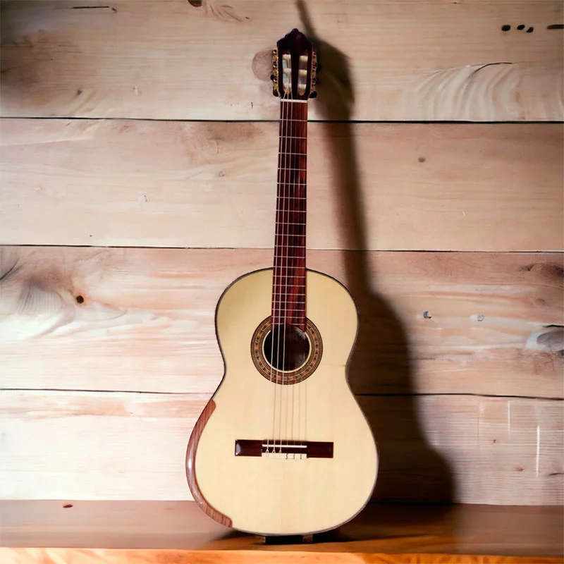 Guitarra acústica DE estudio Hecha a mano en Paracho