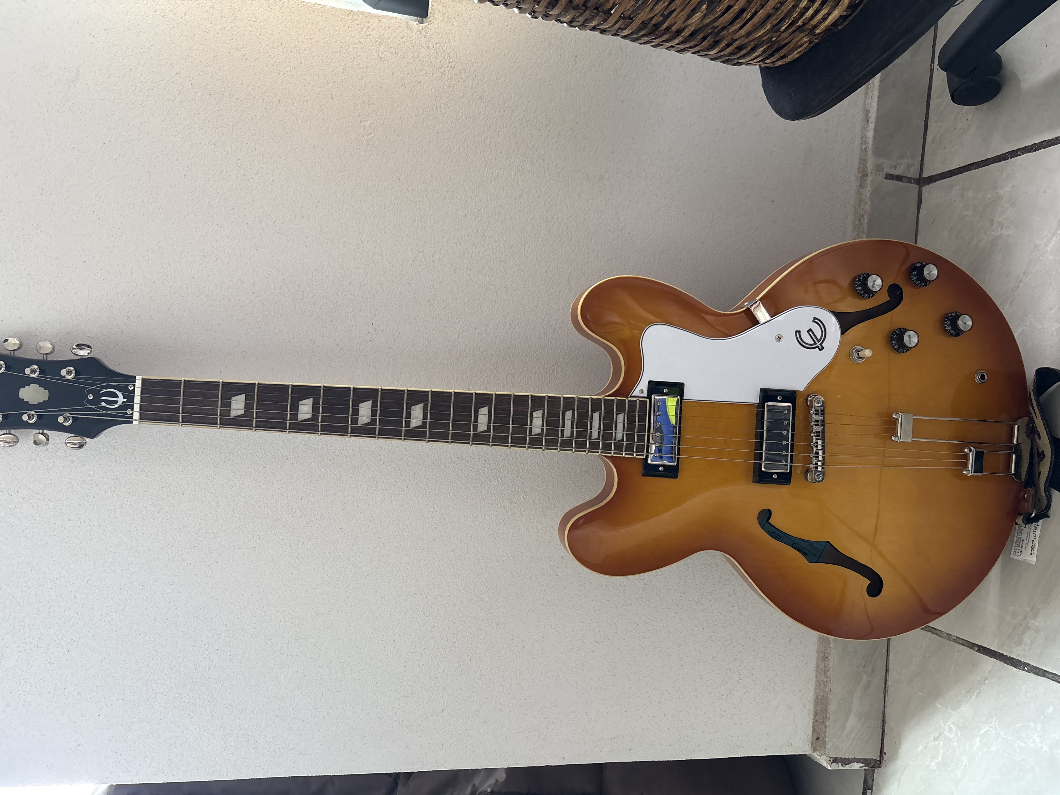 Epiphone Guitarras electricas Usado en Zapopan por $11,500