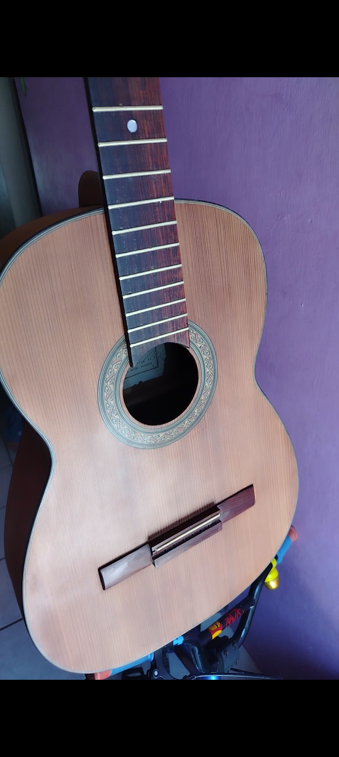 segovia Guitarras Acusticas Usado en Guadalajara por $2,500