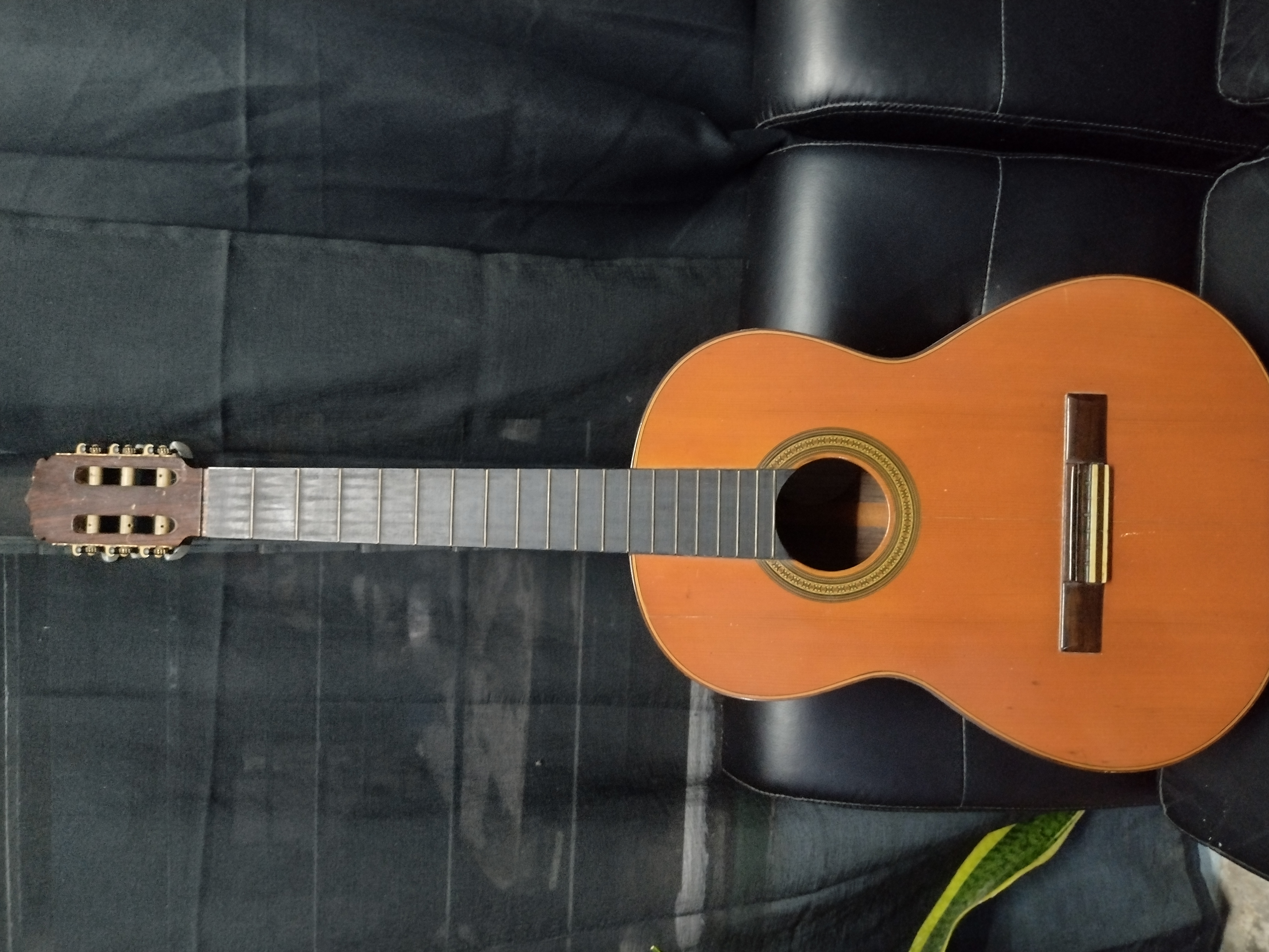 Cesar Molina Villegas Guitarras Clasicas De Estudio Usado en Tuxtla Gutiérrez por $15,000